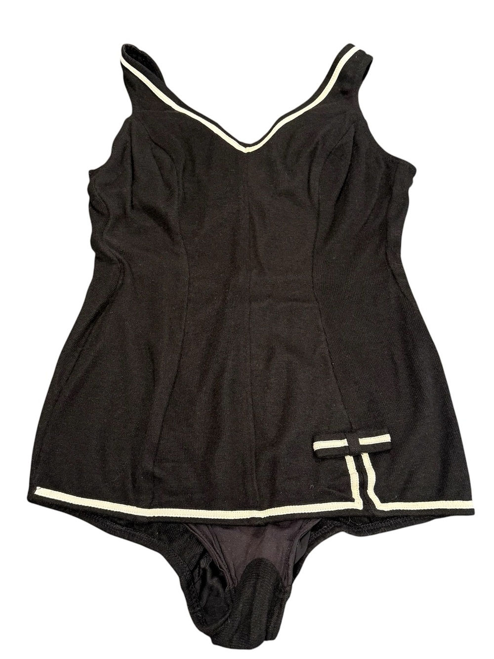 Vintage 1950s Imperial Black Skirted One Piece Swimsuit Pin Up small READ